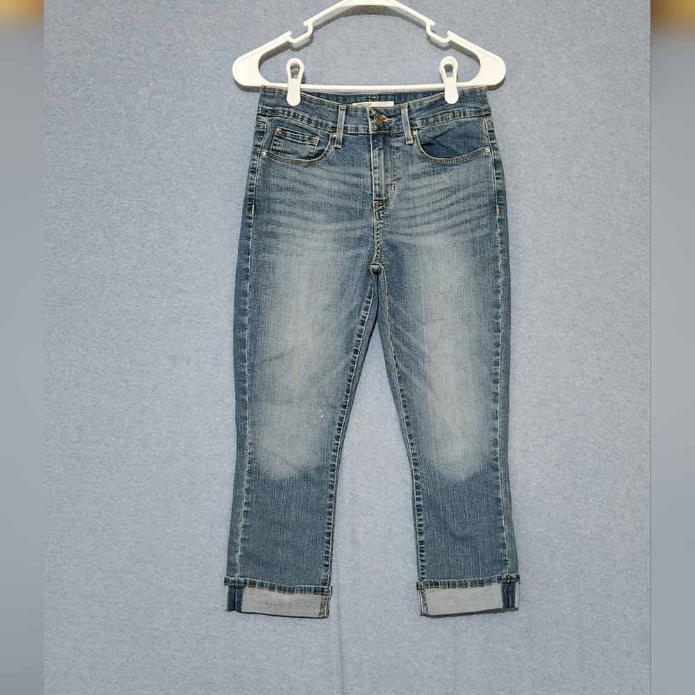 Signature by Levi Strauss Light Blue Capris